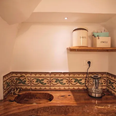 Via Roma 32 * 奥斯图尼