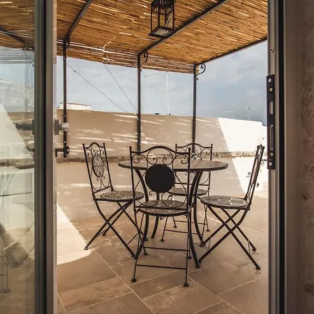 Via Roma 32 アパート *